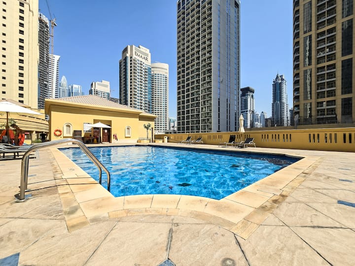 Pool, Elegant & Spacious 3-bedroom in JBR