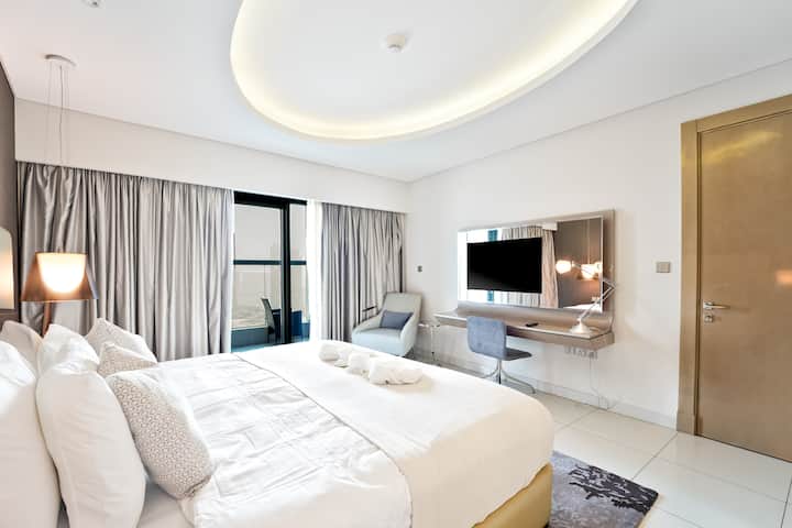 Bedroom, High-Rise Living | Paramount Tower | 1 bedroom
